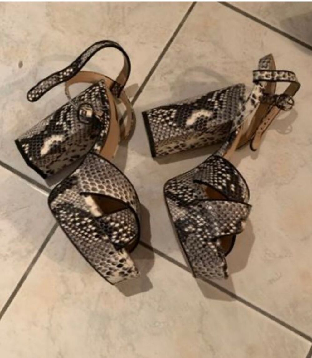 Lot de sandales talons hauts Chaussures