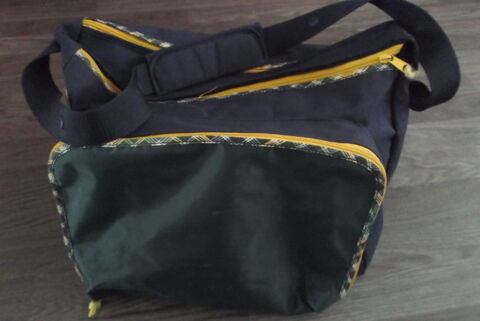 Sac a langer bébé avec range biberon 20 Saint-Galmier (42)