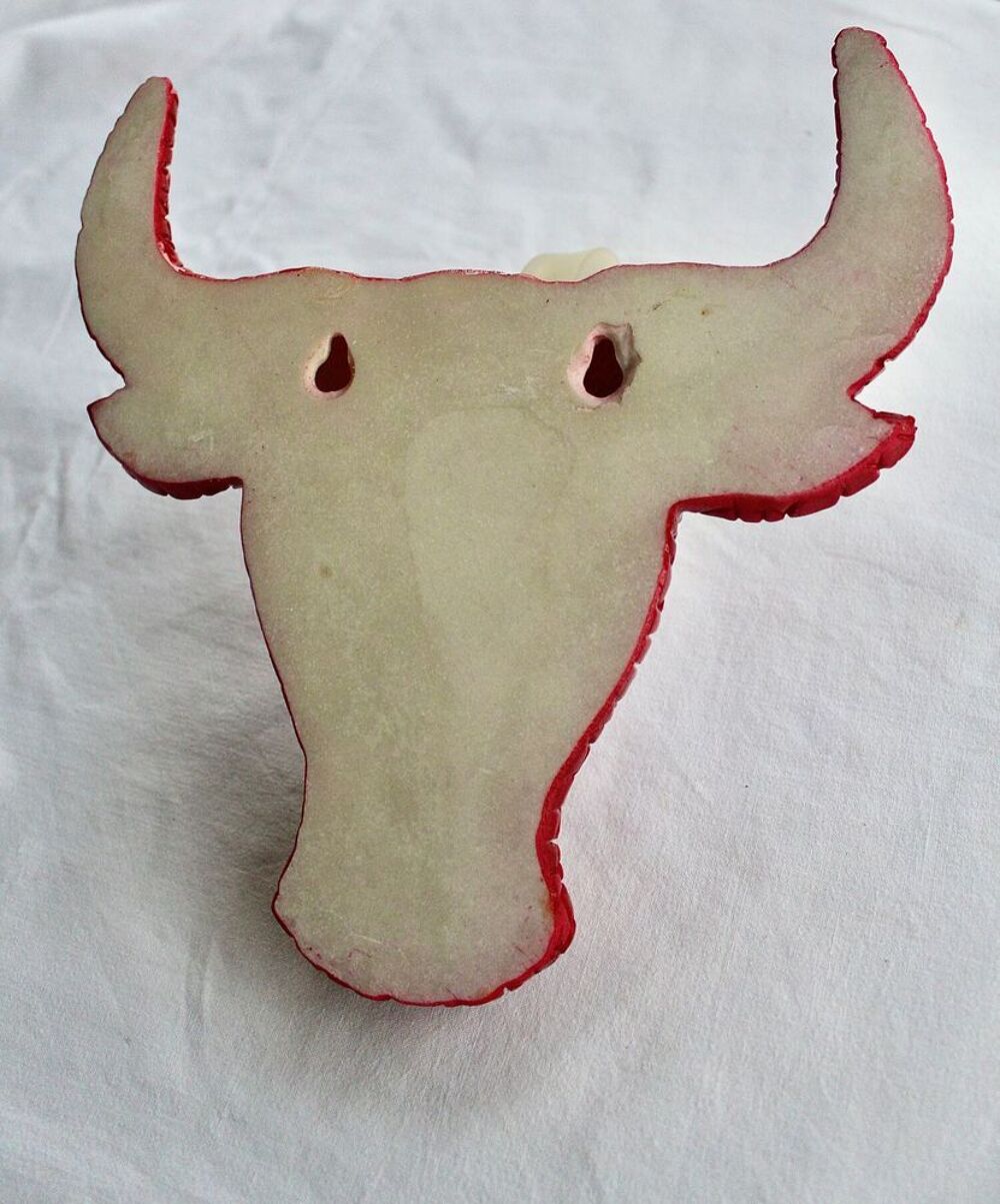 " T&Ecirc;TE DE TORO " Décoration
