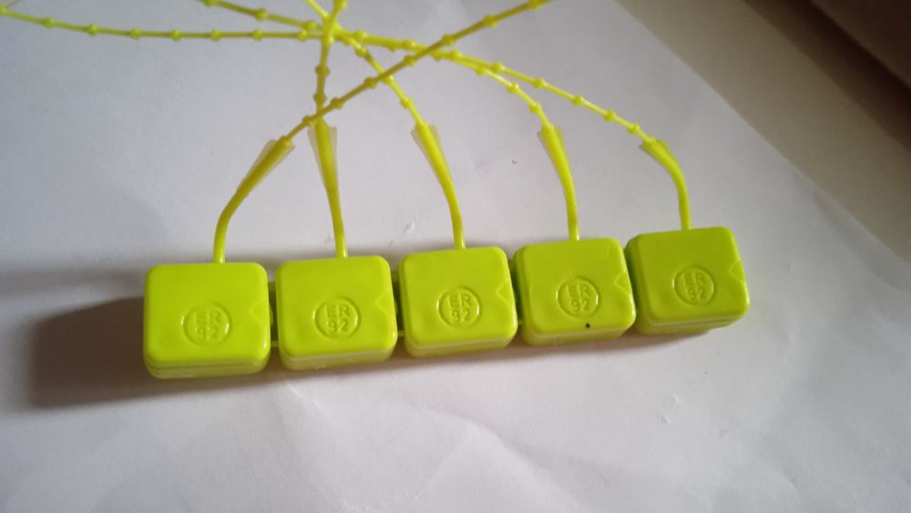5 scell&eacute;s carr&eacute;s Bricolage