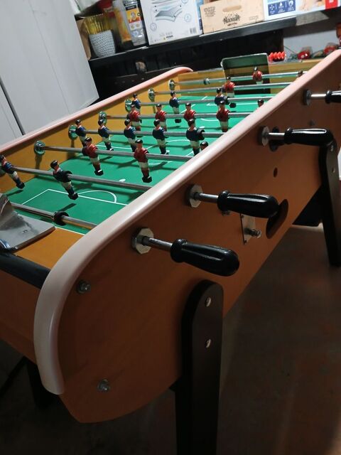 Baby-foot de bar a monnayeur. 500 Les Sables-d'Olonne (85)