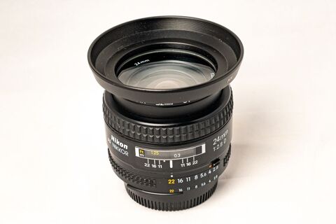 Objectif Nikon 24mm 1:2.8D
140 Pontault-Combault (77)