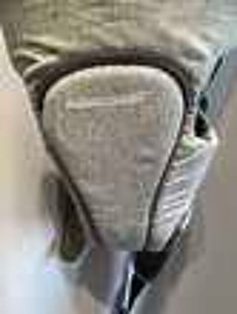 Porte b&eacute;b&eacute; utilis&eacute; 1 fois Puriculture