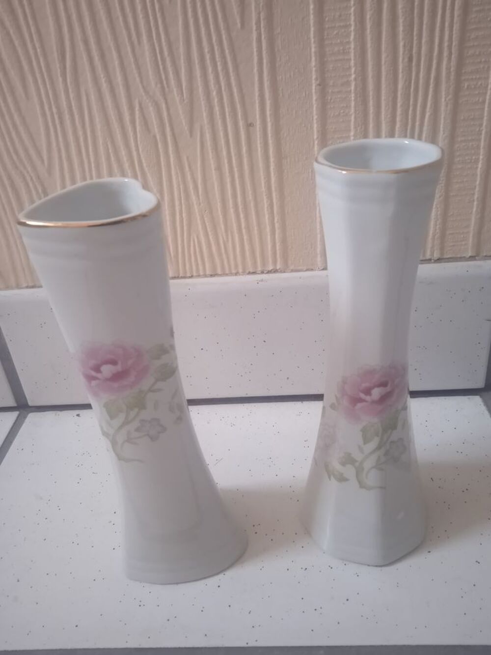Vase soliflore porcelaine artisanal, neuf Décoration
