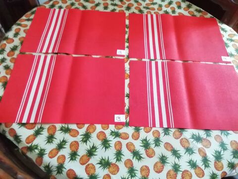 4 SETS DE TABLE NEUFS 7 Noyelles-ls-Vermelles (62)