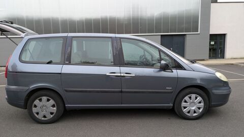 Peugeot 807 2.0 HDi 16v 120 Confort