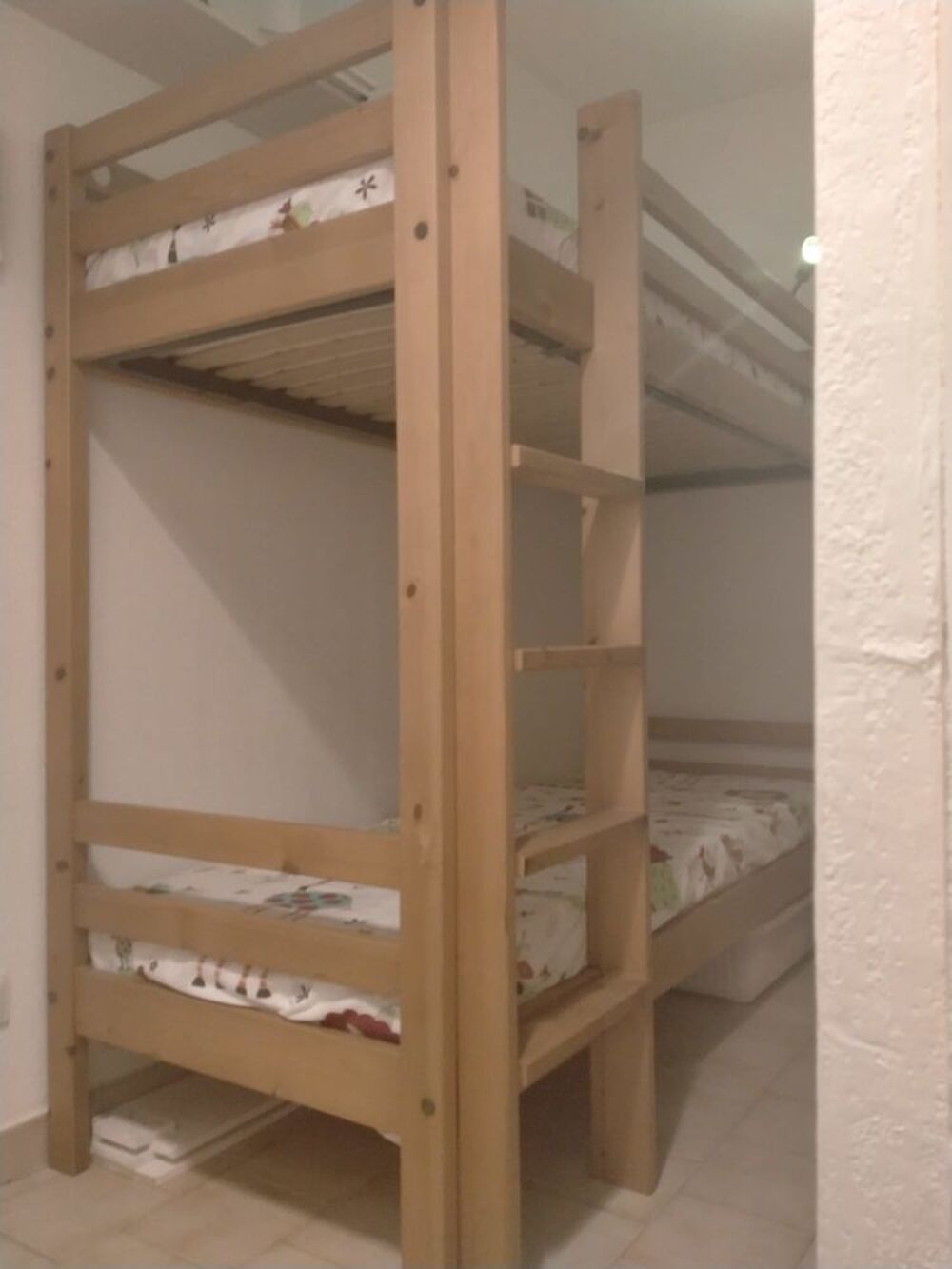 LITS SUPERPOS&Eacute;S Mobilier enfants