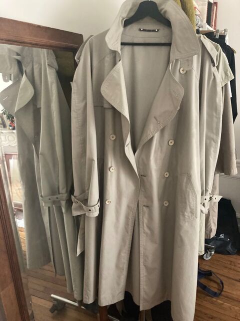 Trench beige Homme mais possible femme 30 Paris 12 (75)
