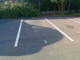  Parking / Garage à louer 18 m²