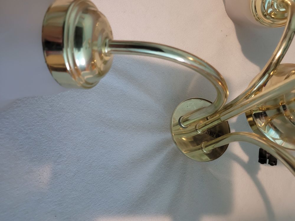 LUSTRE METAL DORE 3 TULIPES VERRE AVEC LES AMPOULES Décoration