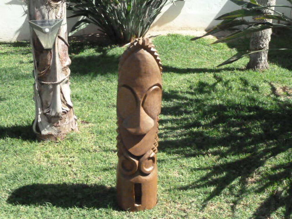 totem 50cm de haut diam&egrave;tre 19.5 cm et un de 97cm hauteur Décoration