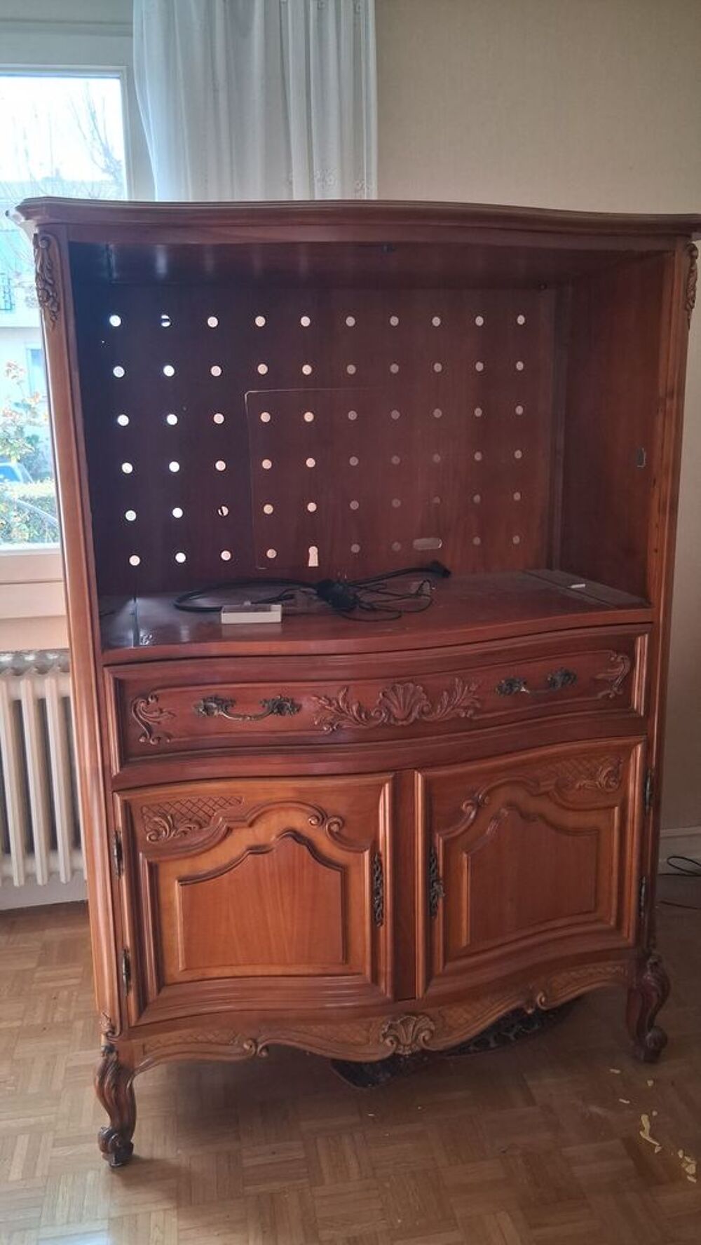 Meuble en merisier en tr&egrave;s bon &eacute;tat Meubles