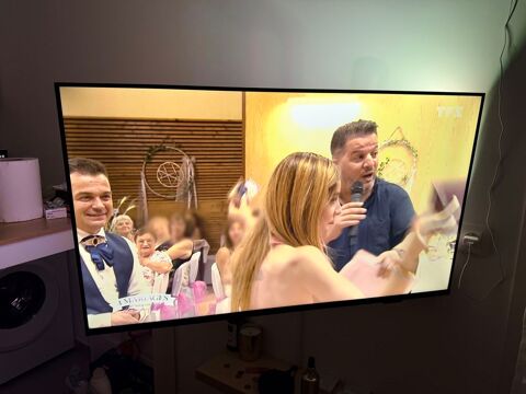 Télévision Ambilight Philips QLED Le Blanc-Mesnil (93)