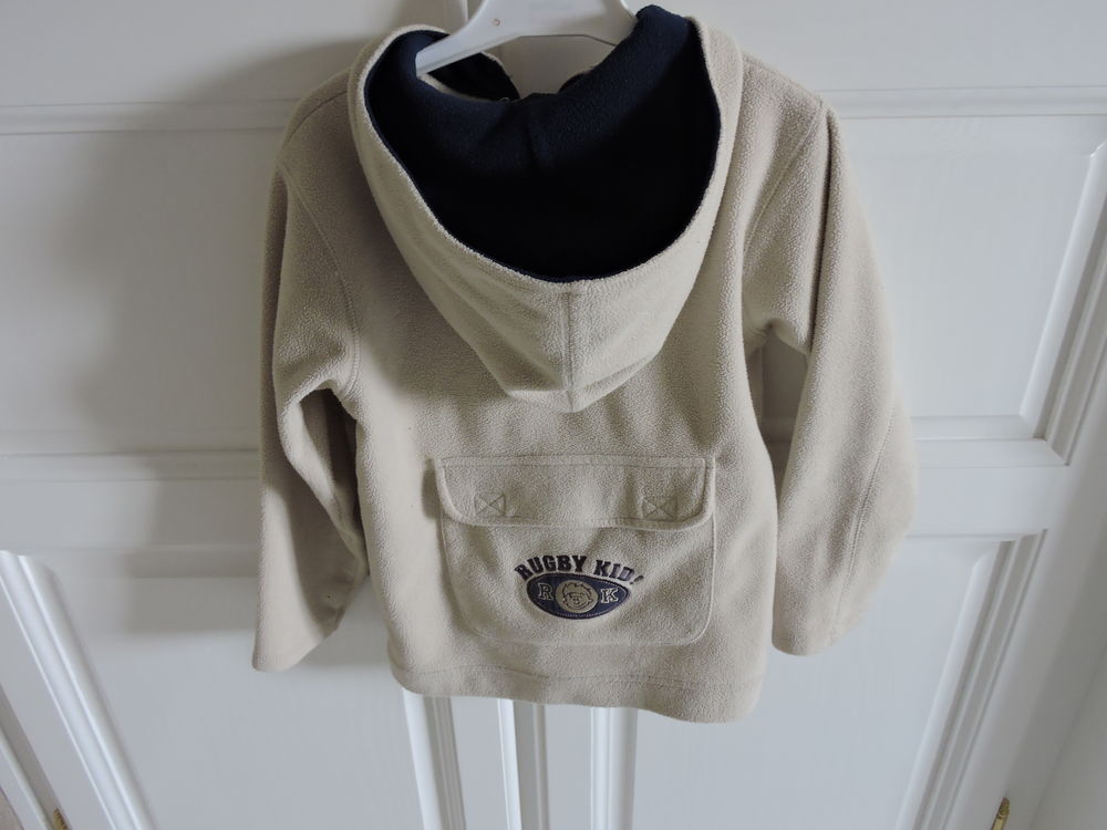 Lot de trois v&ecirc;tements gar&ccedil;on 10 ans Vêtements