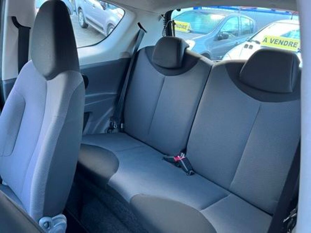 Aygo 1.0 VVT-i Les Bleus 2008 occasion 42700 Firminy