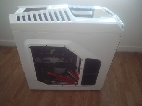 pc gaming republic of gamers  chez ASUS 
750 Nanterre (92)