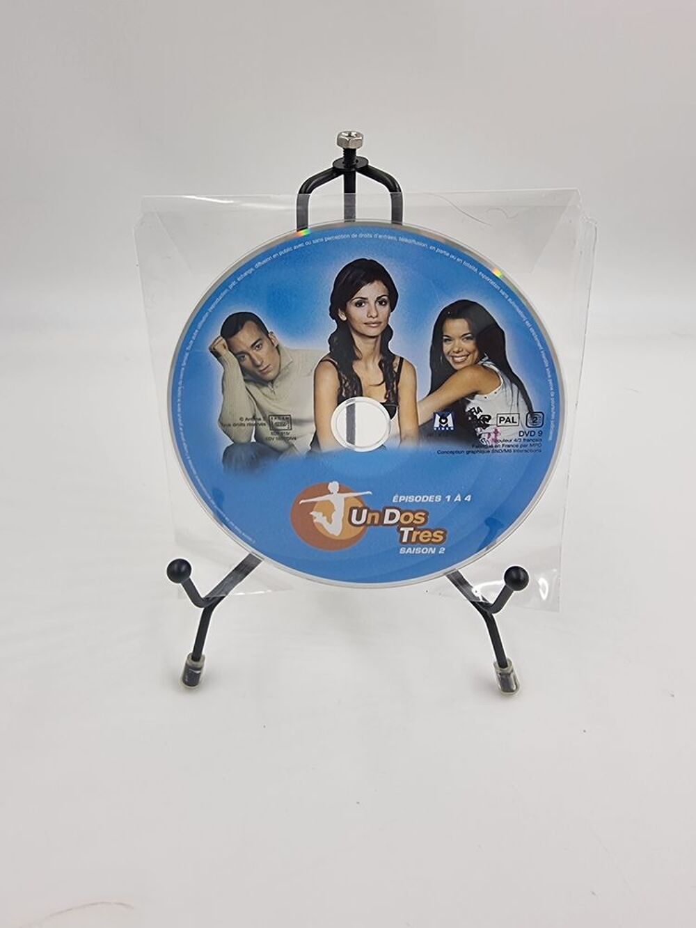 Film DVD Un Dos Tres Saison 2 (&eacute;pisodes 1 &agrave; 4) sans boite DVD et blu-ray