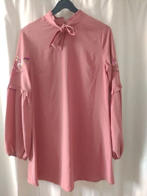 Robe courte rose Paris 8 (75)