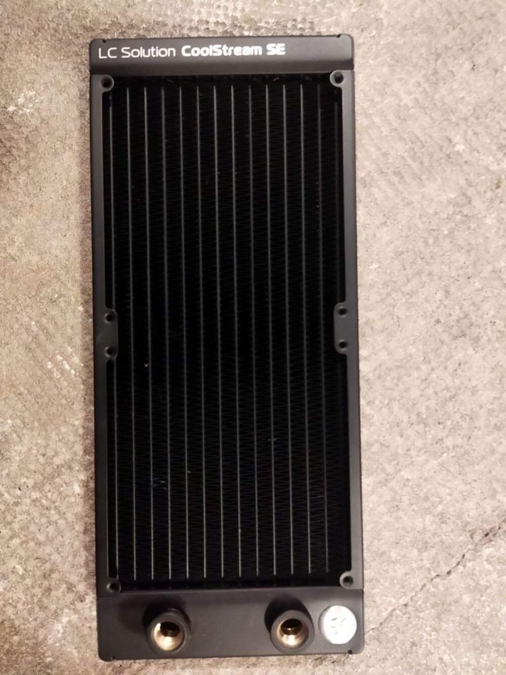 
1 radiateur watercooling EK CoolStream SE 240 Matériel informatique