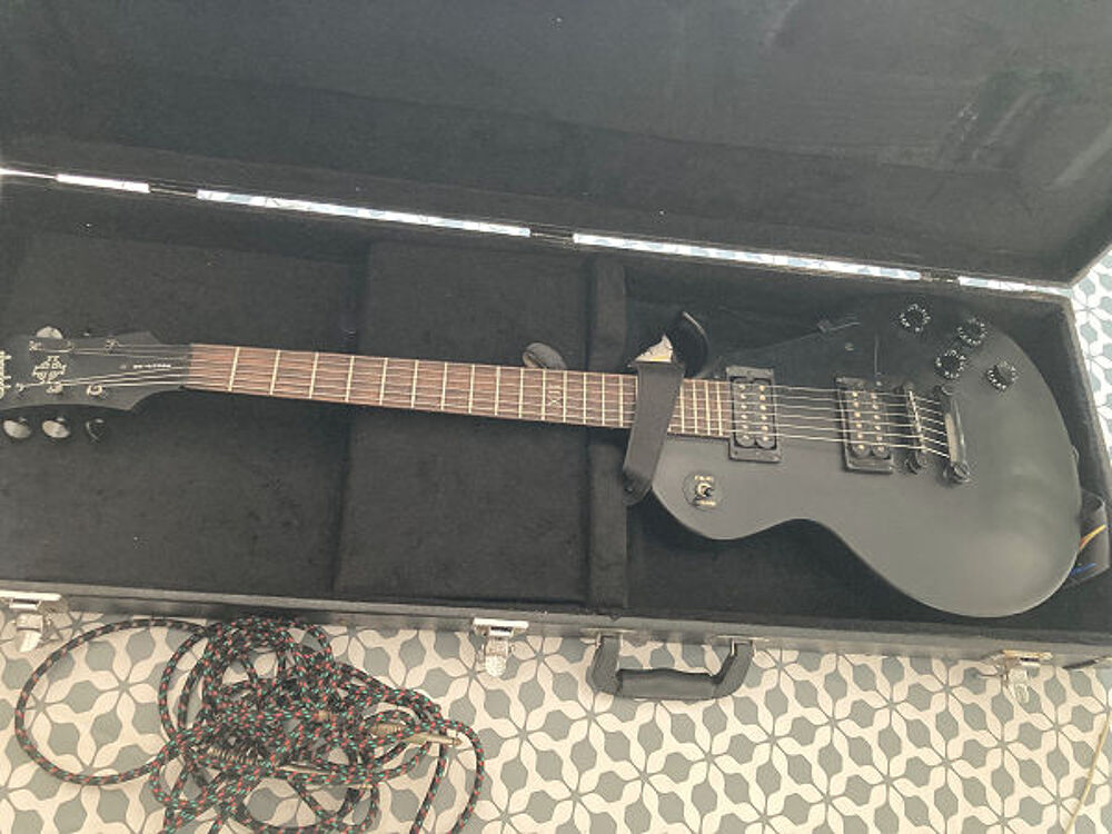 Guitare electrique Epiphone Goth Les Paul Studio Instruments de musique