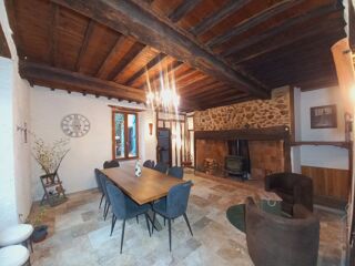  Maison � vendre 8 pi�ces 318 m�