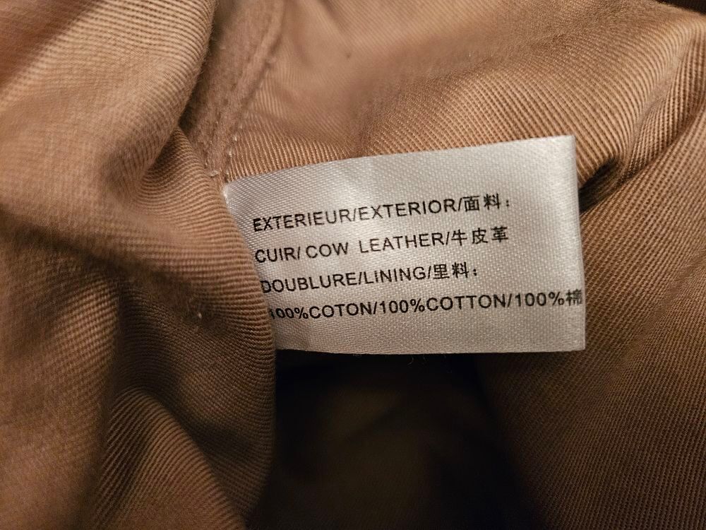 Sac &agrave; main ou en bandouli&egrave;re Lacoste Maroquinerie