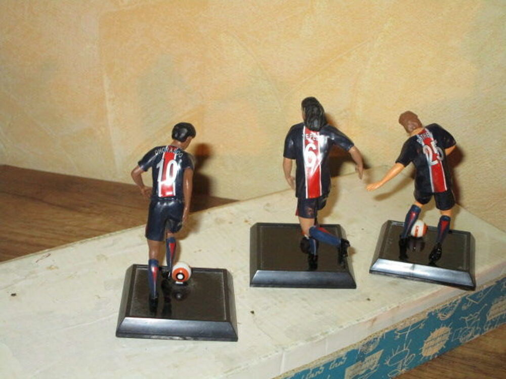 lot figurine footballeur thierry henry bats coupet papin 