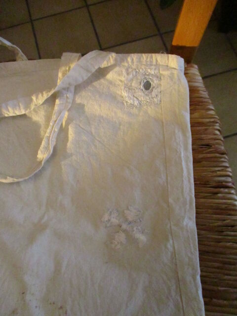 sac en tissus en coton blanc avec d�corations 32 x 28 cm 0 M�rignies (59)