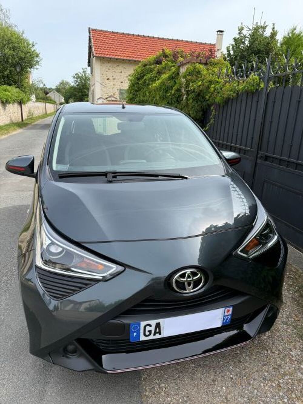 Aygo 1.0 VVT-i x-play 2021 occasion 77240 Seine-Port