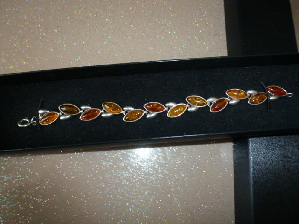 Original bracelet Ambre mont&eacute; Argent ! Bijoux et montres