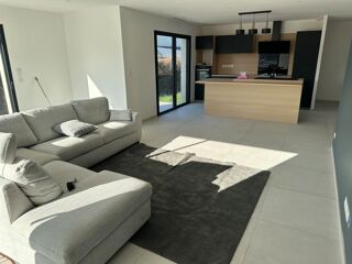  Maison � vendre 4 pi�ces 560 m�