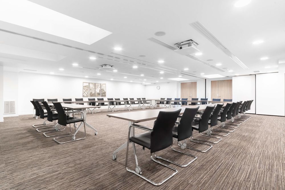   Bureau en espace ouvert à louer pour 10 personnes à Paris, Signature, 72 Faubourg St Honoré  