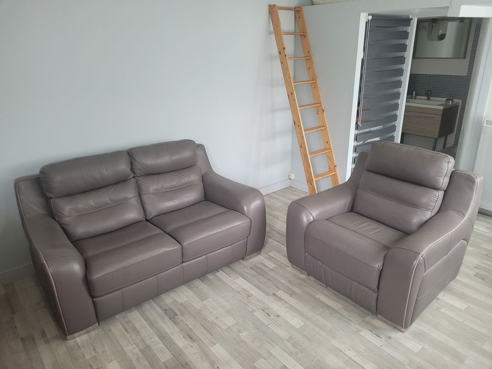 ENSEMBLE SALON CUIR "SALONS CENTER" Meubles