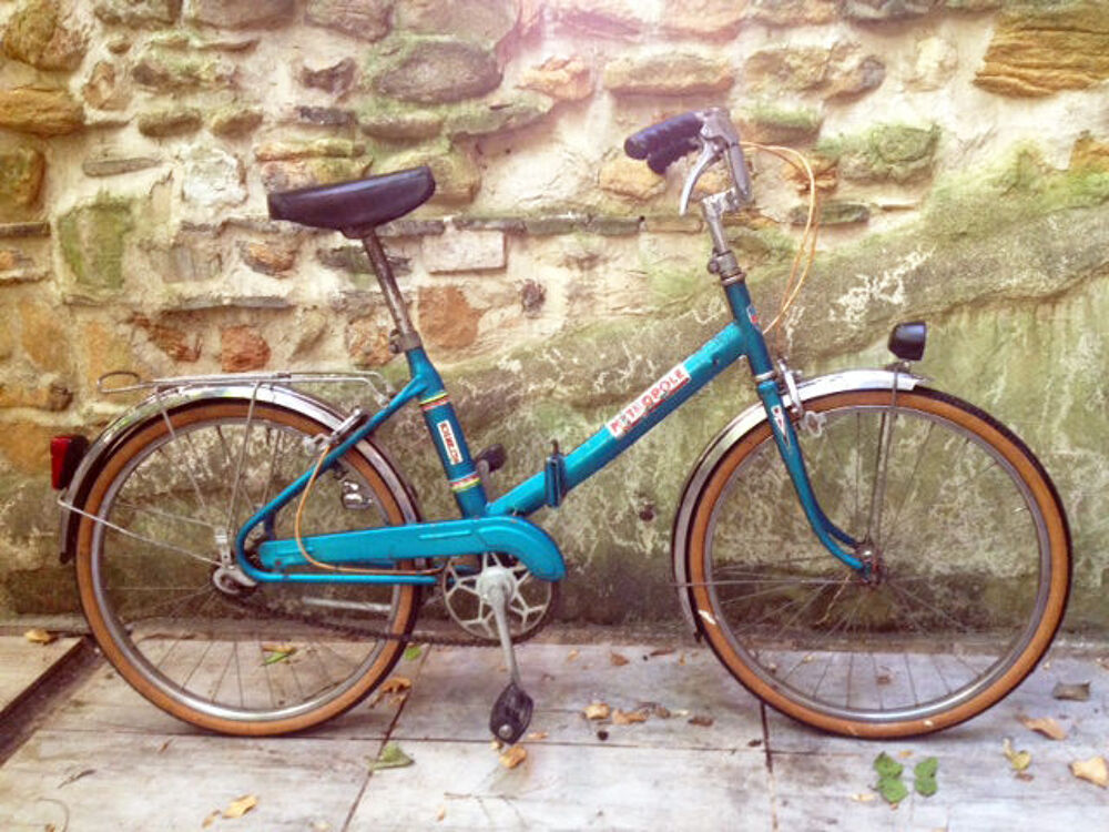 vintage V&eacute;lo Metropole pliant 24' en bon &eacute;tat pr&ecirc;t &agrave; rouler Vélos
