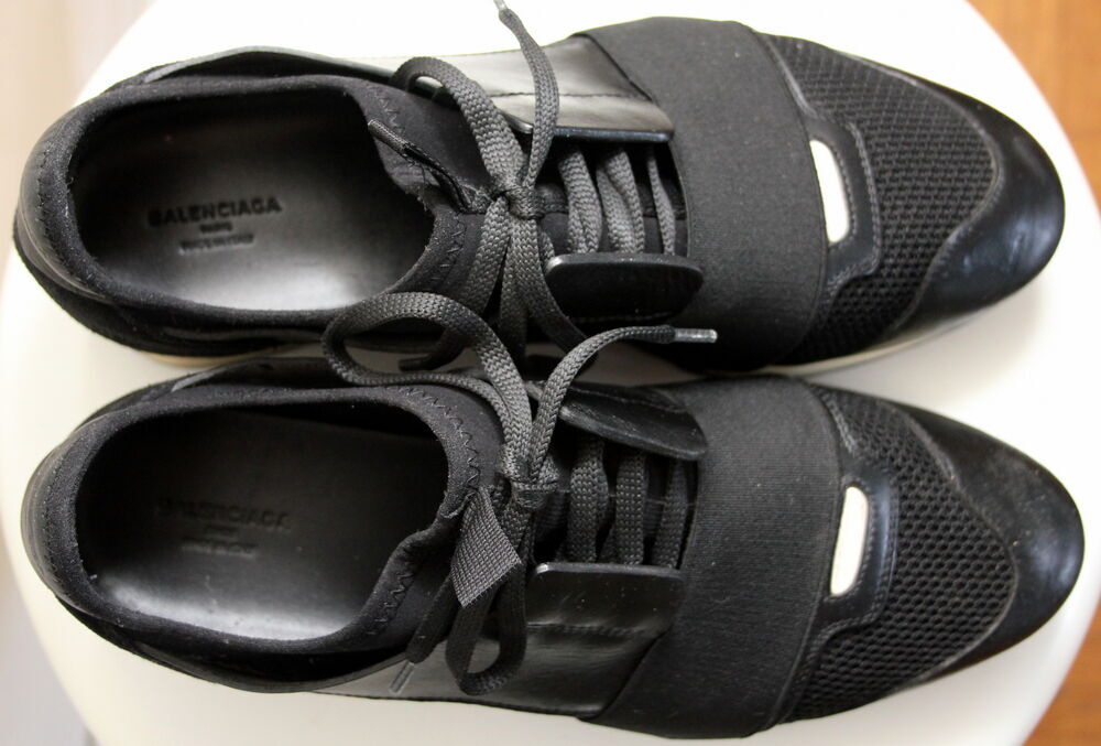 BALENCIAGA Baskets - Race Runners - Noir T.39 
Chaussures