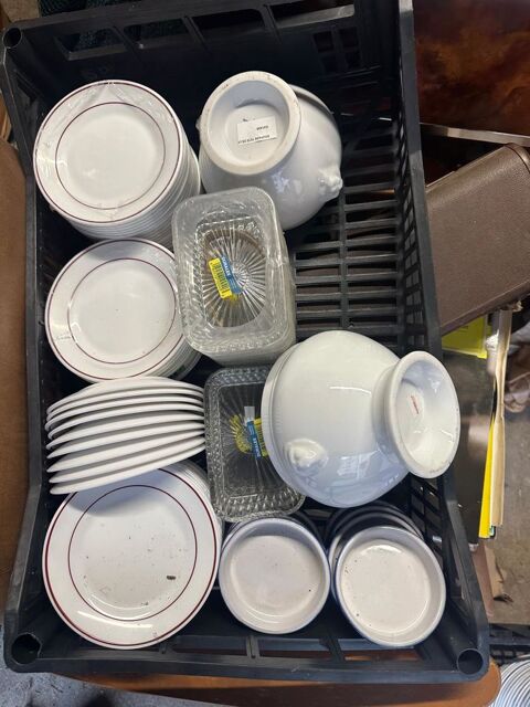 CAISSE VAISSELLE 20 Aubenas (07)