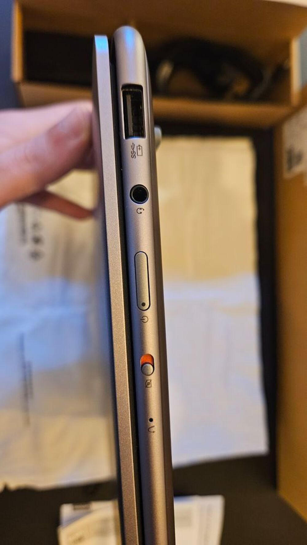 Lenovo Yoga Slim 7 14IMH9 ? Ultra 7 / 32 Go RAM Matériel informatique