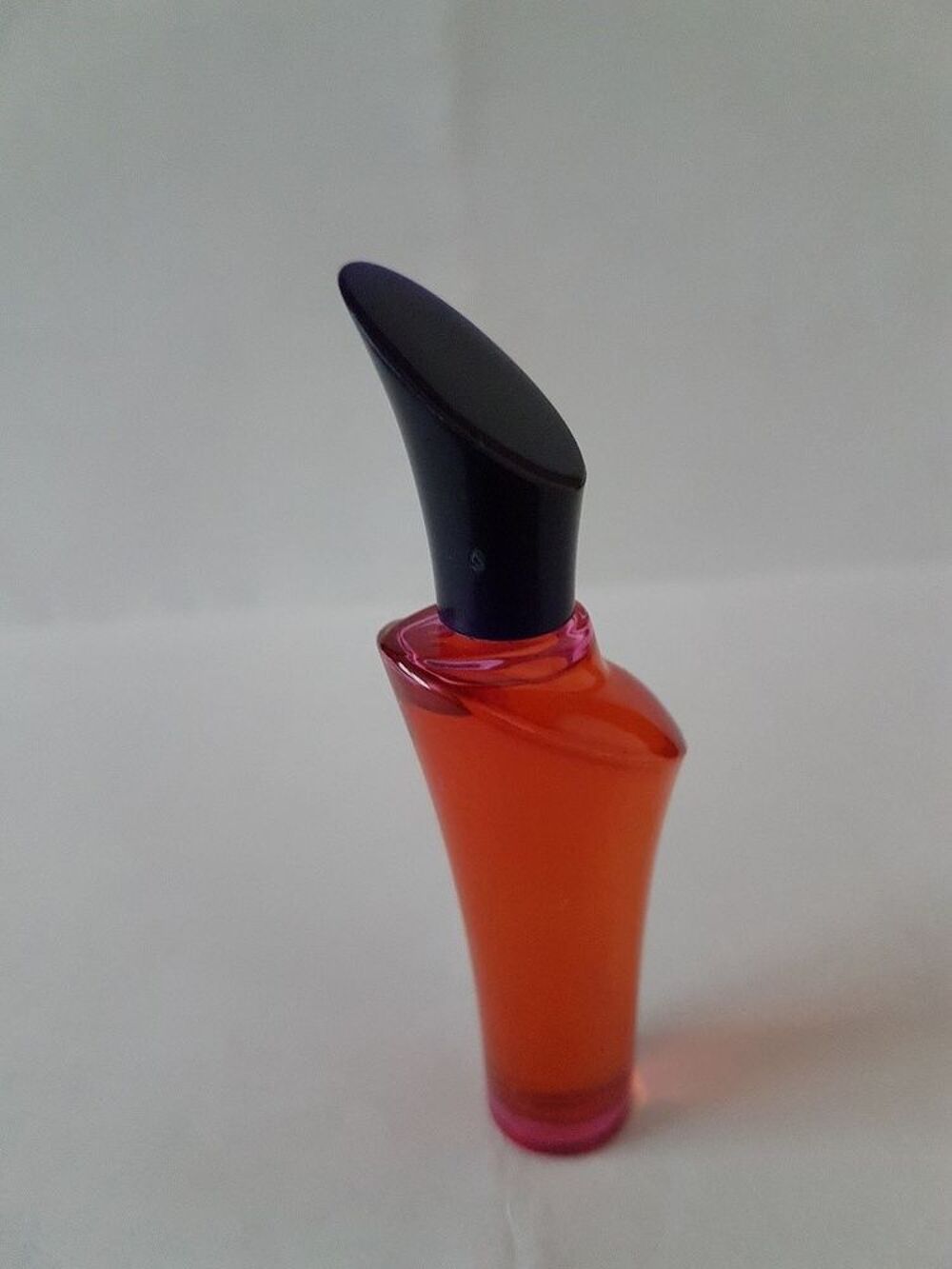Miniature de parfum CARDIN 