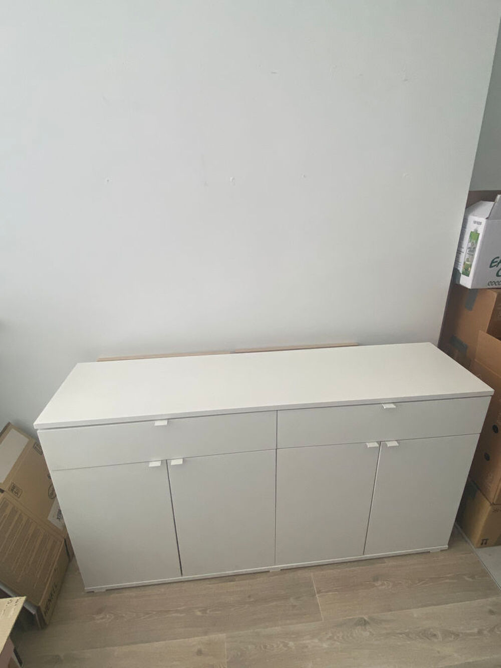 Buffet IKEA blanc (A r&eacute;cup&eacute;rer d&egrave;s aujourd'hui) Meubles