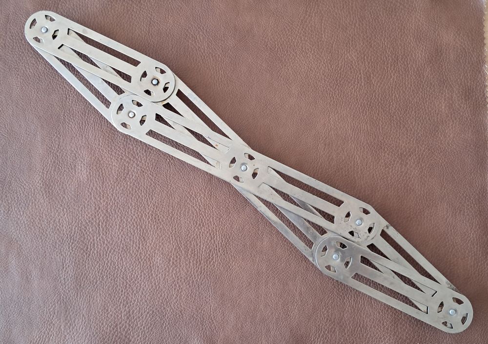 dessous de plat en m&eacute;tal m&eacute;tallique style vintage pliable Cuisine