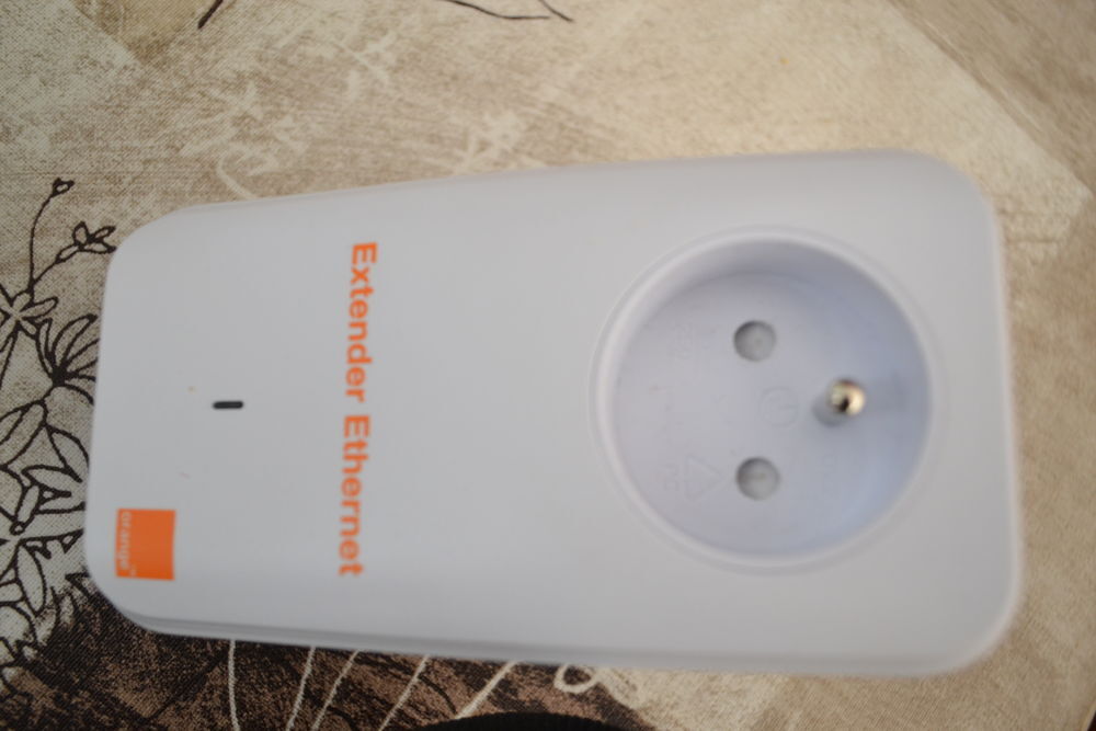 plug orange Photos/Video/TV