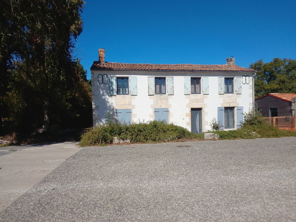 Vente Maison Maison avec jardin La laigne