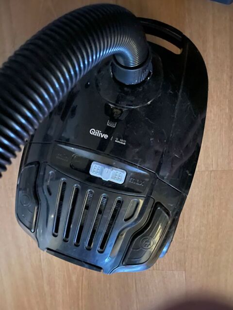 aspirateur vendu avec tout les accessoires 50 Le Mans (72)
