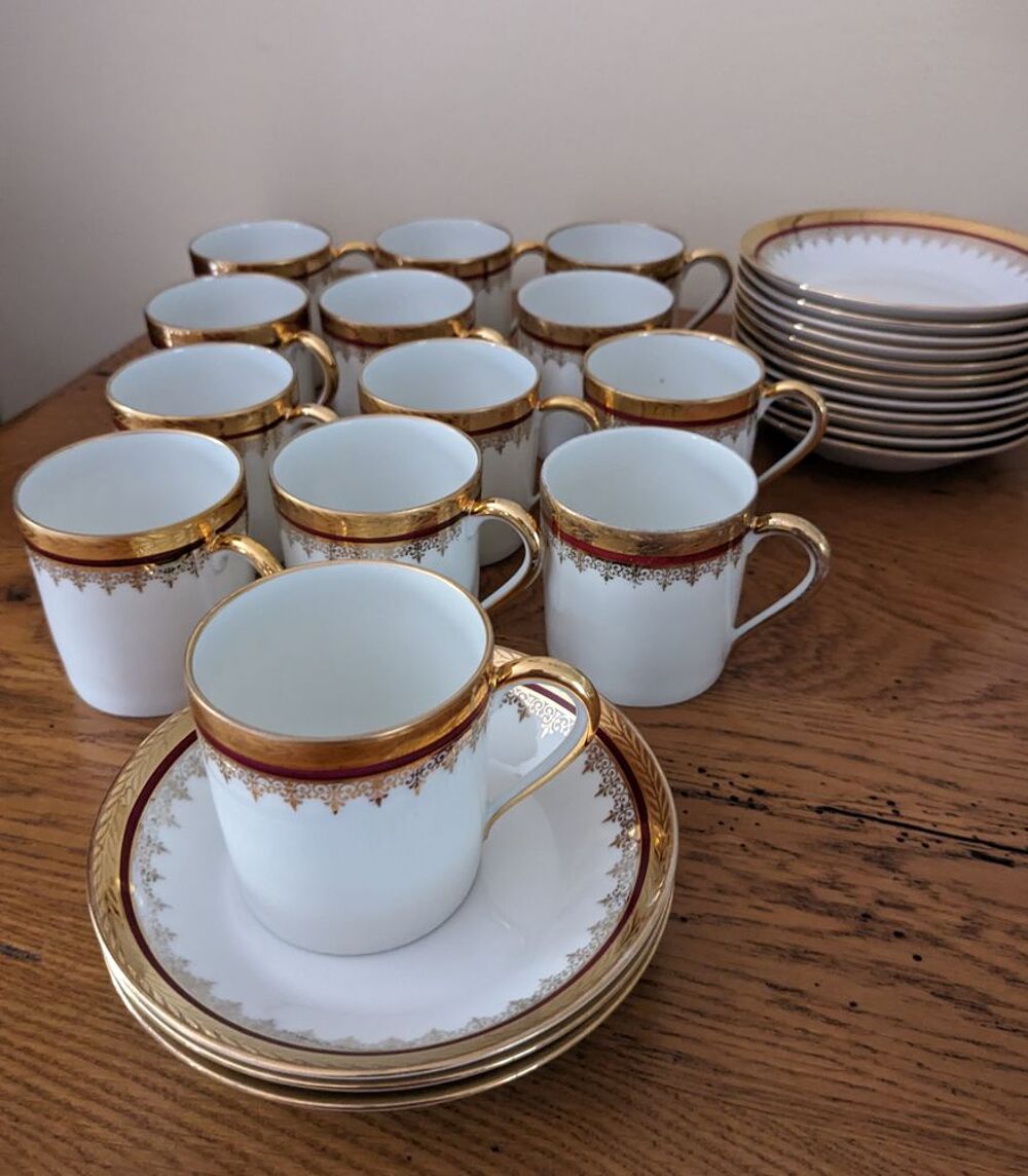 Service &agrave; caf&eacute; en porcelaine de Limoges Giraud Cuisine