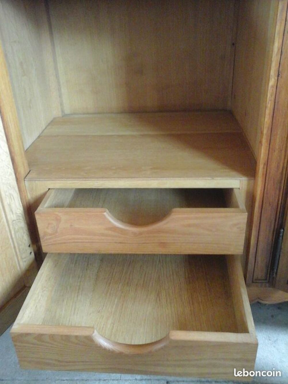 1 Buffet 3 porte et 1 Meuble 1 porte ch&ecirc;ne massif artisanal Meubles