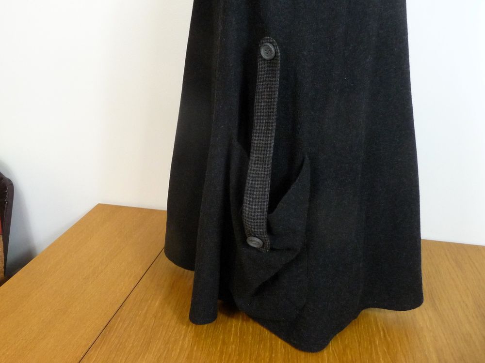 Robe/ Tunique Evas&eacute;e Gris Anthracite sans manches- Cr&eacute;a Vêtements