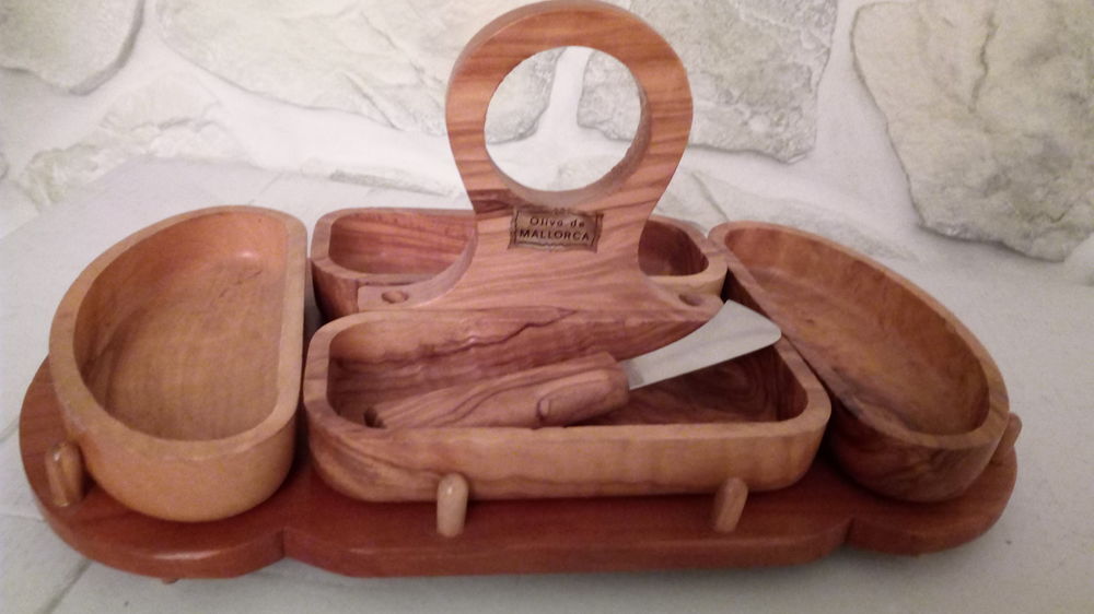 Plat ap&eacute;ritif bois d'Olivier de Majorque 