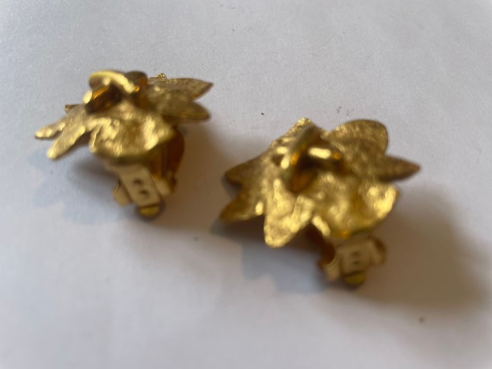 BO Boucles d'Oreilles dor&eacute;e &eacute;toile croisillon ANTIGONA Bijoux et montres