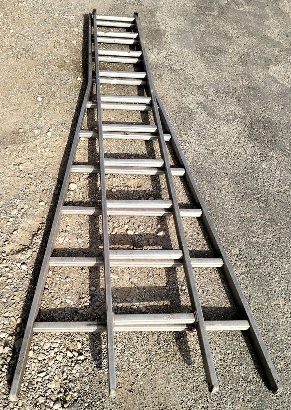 Echelle transformable 2x10 echelons 2 plans Bricolage