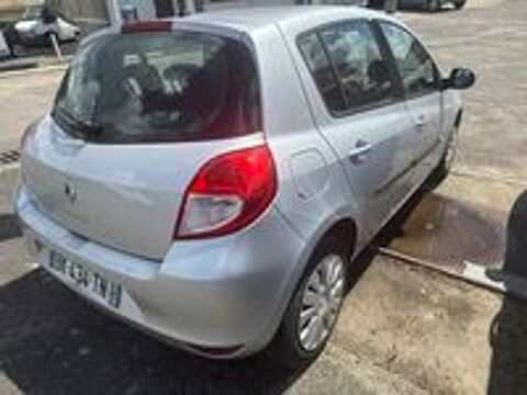 Clio III 1.2 16V 75 GPL eco2 Expression Clim 2011 occasion 47550 Bo&eacute;